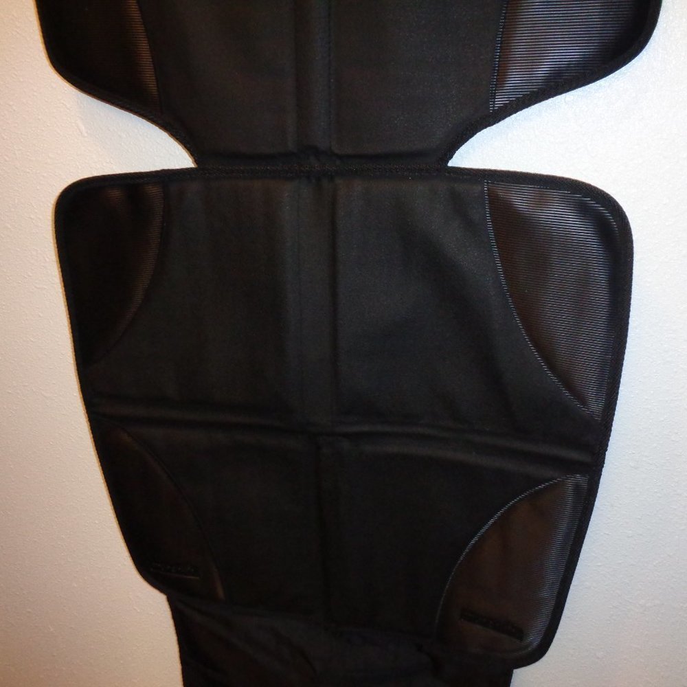 MUNCHKIN Auto Seat Protector - Picture 3 of 8